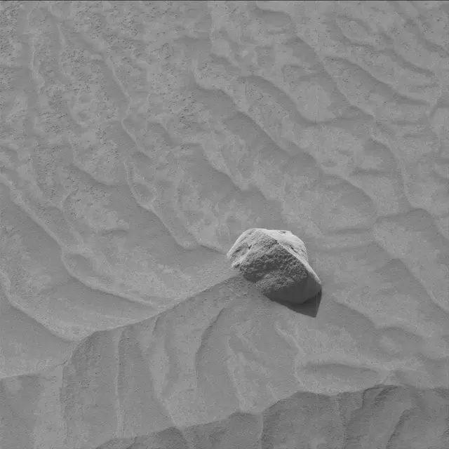 Sol 3748: Mast Camera (Mastcam)