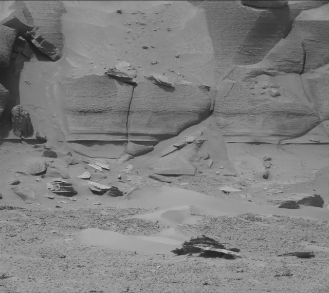 Sol 3748: Mast Camera (Mastcam)