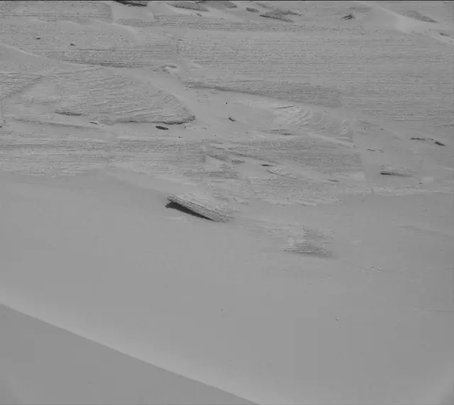 Sol 3748: Mast Camera (Mastcam)