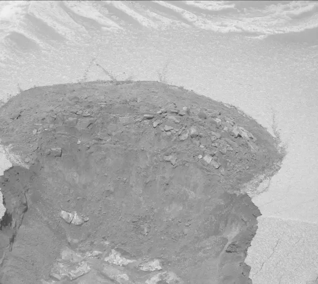 Sol 3749: Mast Camera (Mastcam)