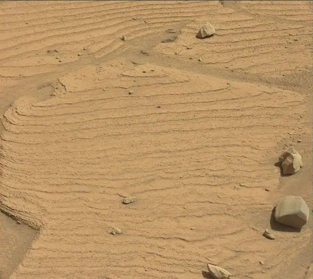 Sol 3749: Mast Camera (Mastcam)