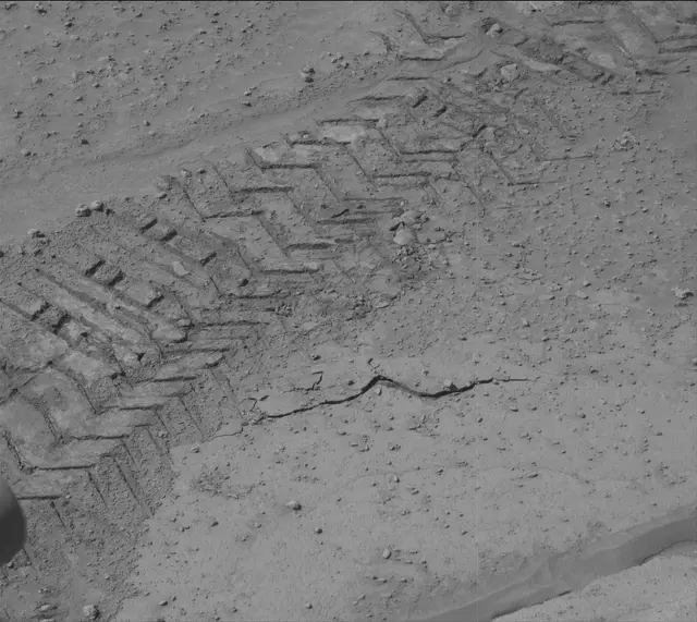 Sol 3749: Mast Camera (Mastcam)