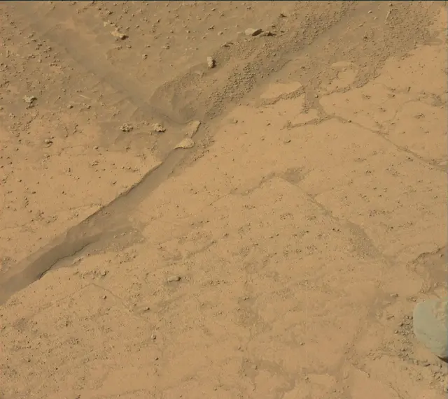 Sol 3749: Mast Camera (Mastcam)