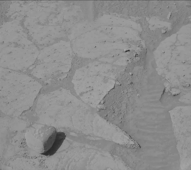 Sol 3749: Mast Camera (Mastcam)