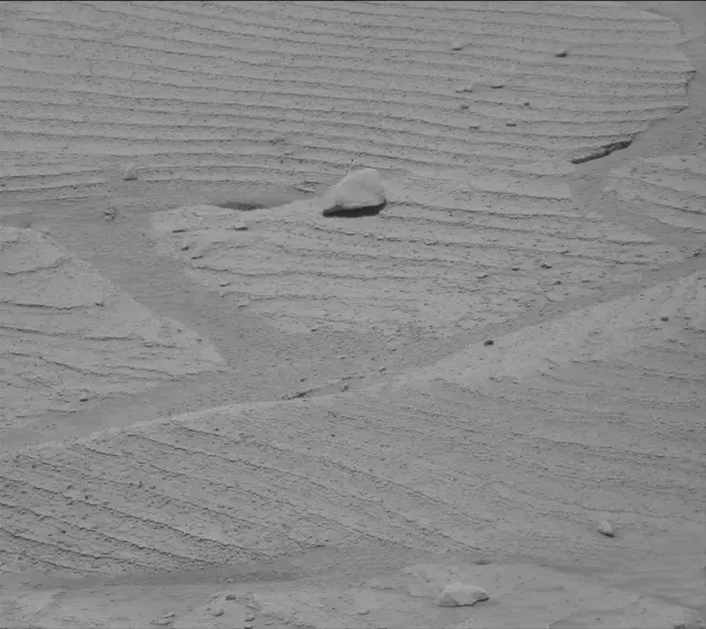 Sol 3749: Mast Camera (Mastcam)
