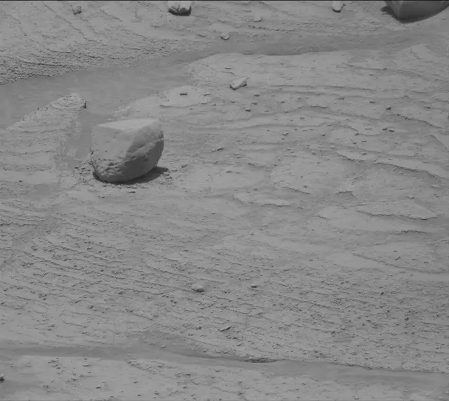 Sol 3749: Mast Camera (Mastcam)