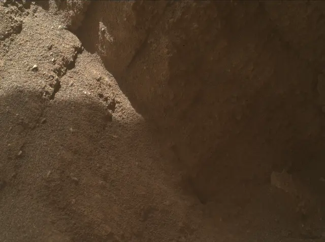 Sol 3749: Mars Hand Lens Imager (MAHLI)