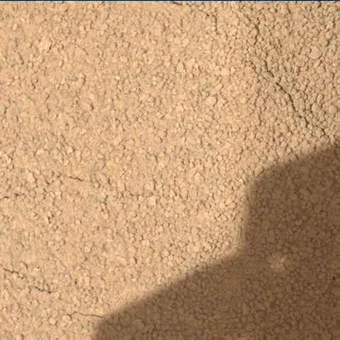 Sol 3749: Mars Hand Lens Imager (MAHLI)