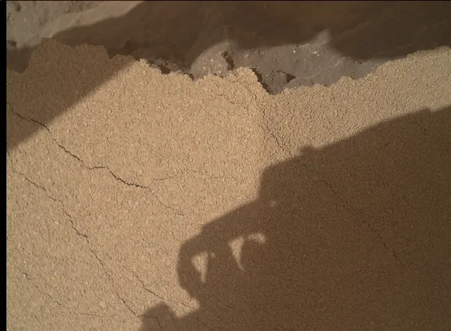 Sol 3749: Mars Hand Lens Imager (MAHLI)