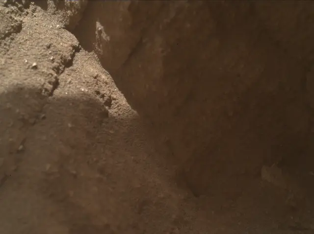 Sol 3749: Mars Hand Lens Imager (MAHLI)