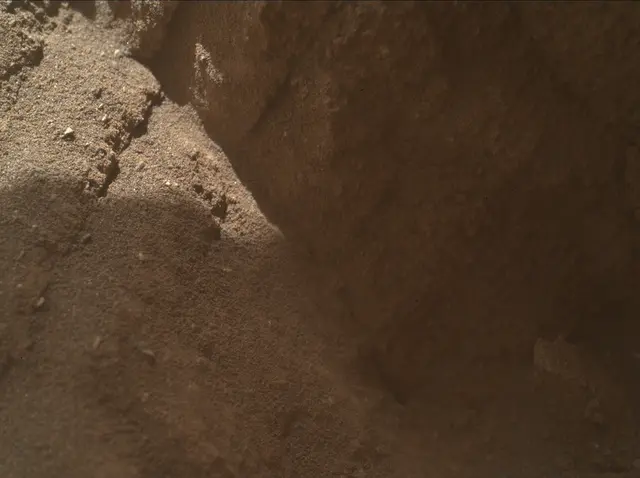 Sol 3749: Mars Hand Lens Imager (MAHLI)