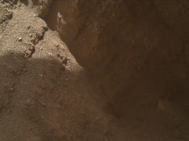 Sol 3749: Mars Hand Lens Imager (MAHLI)