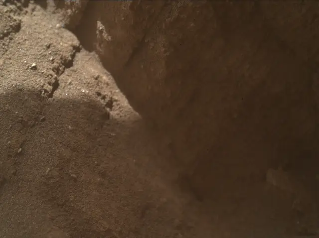 Sol 3749: Mars Hand Lens Imager (MAHLI)
