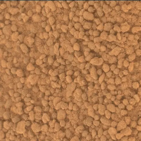 Sol 3749: Mars Hand Lens Imager (MAHLI)