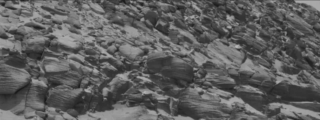 Sol 3750: Mast Camera (Mastcam)