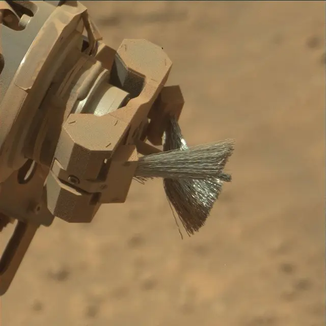 Sol 3750: Mast Camera (Mastcam)