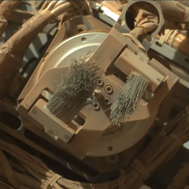 Sol 3750: Mast Camera (Mastcam)