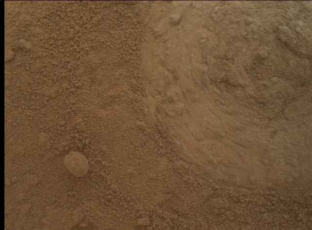 Sol 3750: Mars Hand Lens Imager (MAHLI)