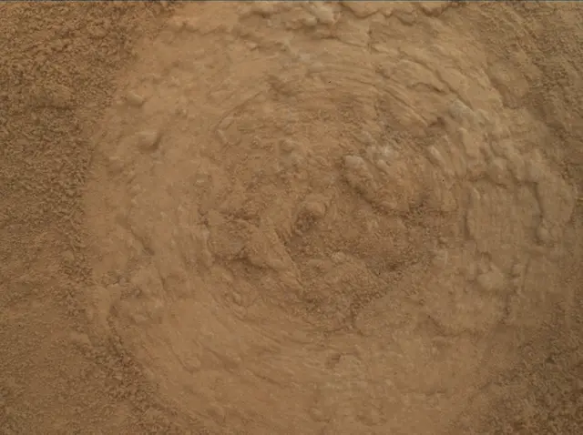 Sol 3750: Mars Hand Lens Imager (MAHLI)