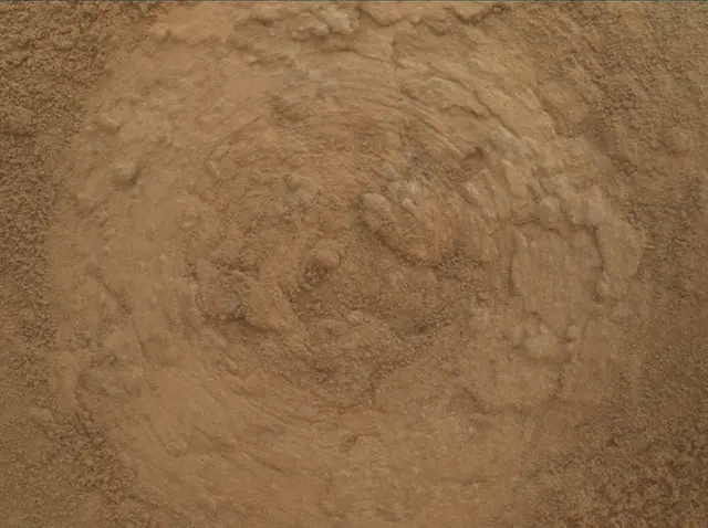 Sol 3750: Mars Hand Lens Imager (MAHLI)