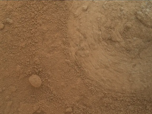 Sol 3750: Mars Hand Lens Imager (MAHLI)