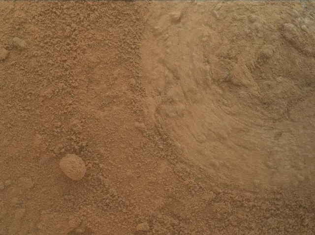 Sol 3750: Mars Hand Lens Imager (MAHLI)