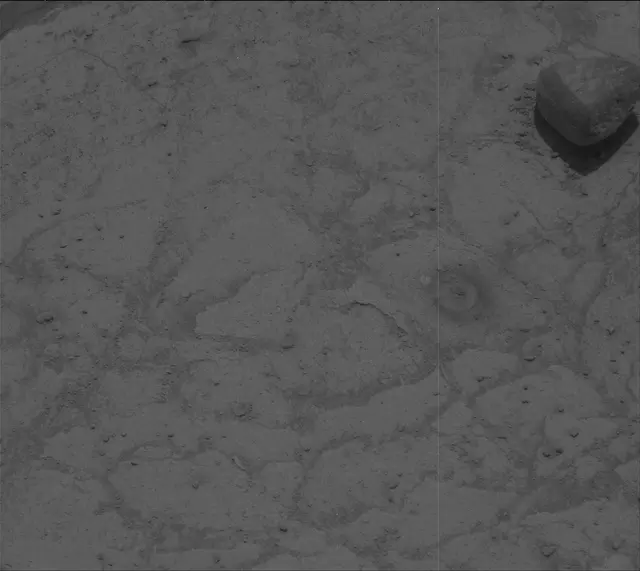 Sol 3751: Mast Camera (Mastcam)