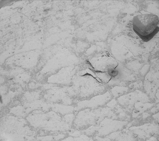 Sol 3753: Mast Camera (Mastcam)