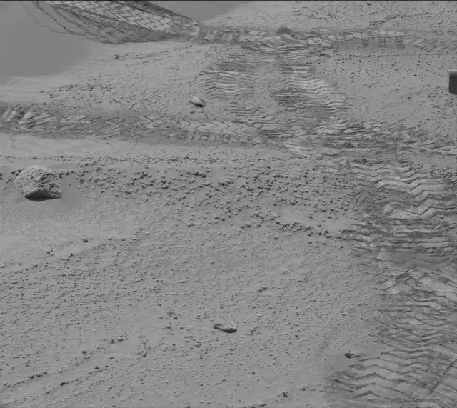 Sol 3753: Mast Camera (Mastcam)