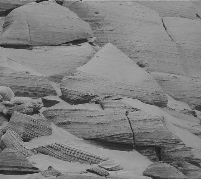 Sol 3753: Mast Camera (Mastcam)