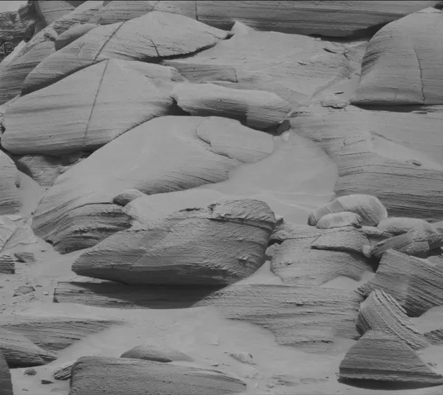 Sol 3753: Mast Camera (Mastcam)