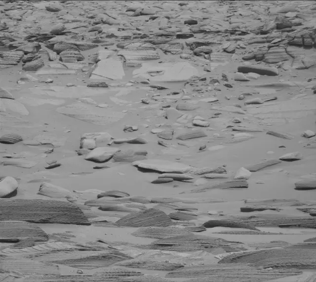 Sol 3753: Mast Camera (Mastcam)