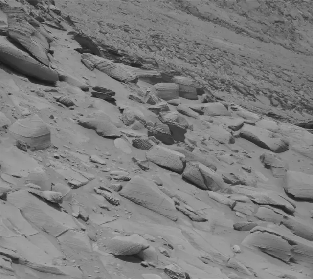 Sol 3753: Mast Camera (Mastcam)