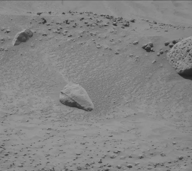 Sol 3753: Mast Camera (Mastcam)