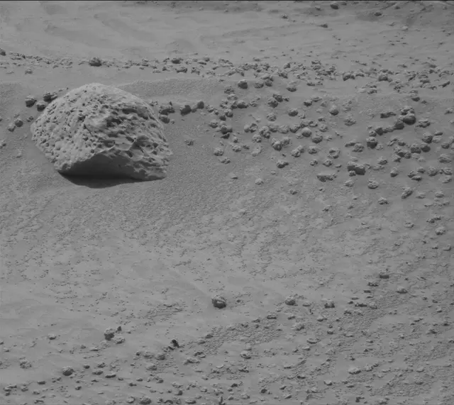Sol 3753: Mast Camera (Mastcam)