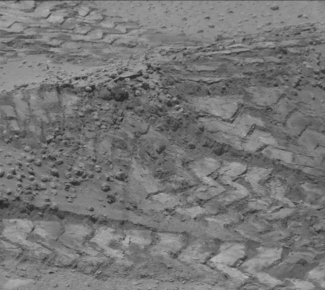 Sol 3753: Mast Camera (Mastcam)