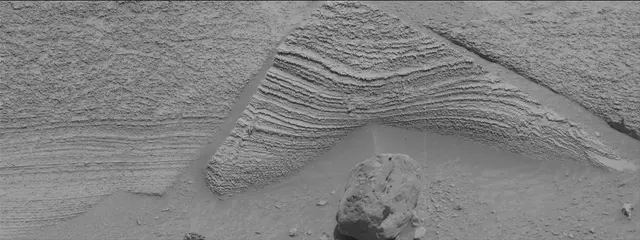 Sol 3754: Mast Camera (Mastcam)