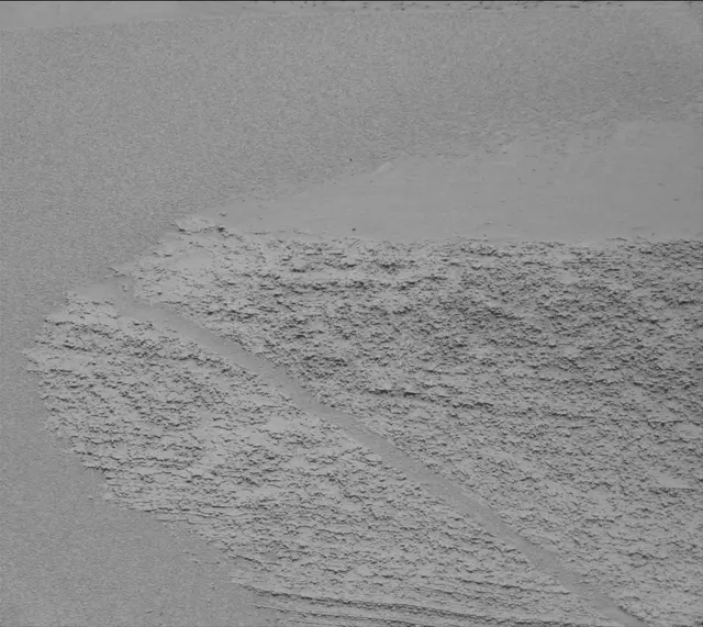 Sol 3754: Mast Camera (Mastcam)