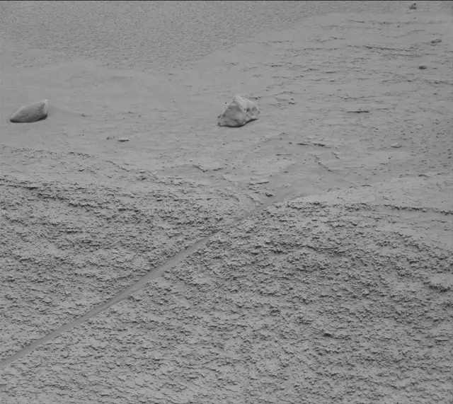 Sol 3754: Mast Camera (Mastcam)
