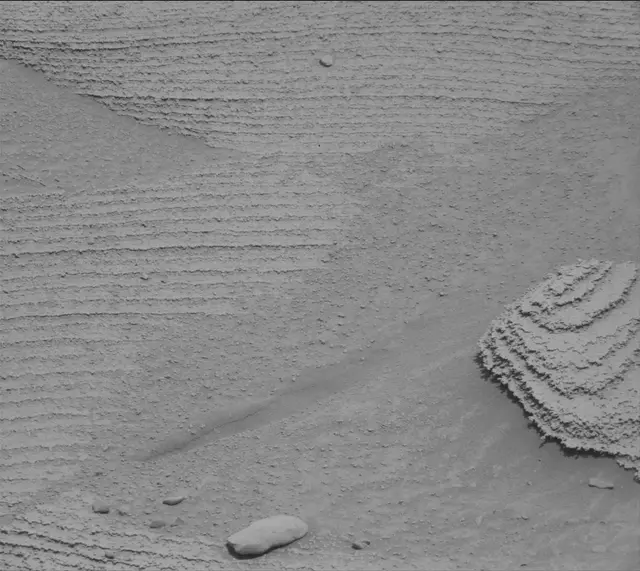 Sol 3754: Mast Camera (Mastcam)