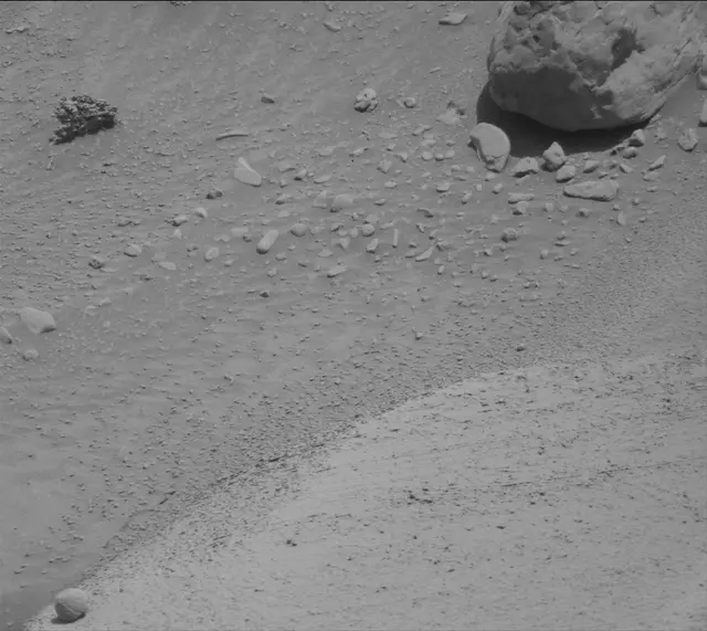 Sol 3754: Mast Camera (Mastcam)