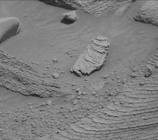 Sol 3754: Mast Camera (Mastcam)