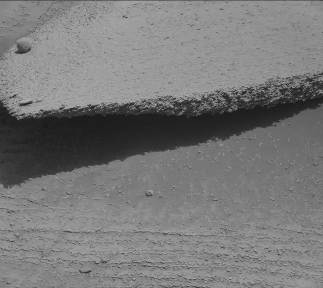 Sol 3754: Mast Camera (Mastcam)