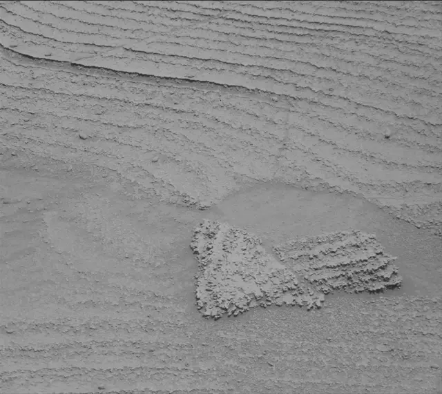 Sol 3754: Mast Camera (Mastcam)