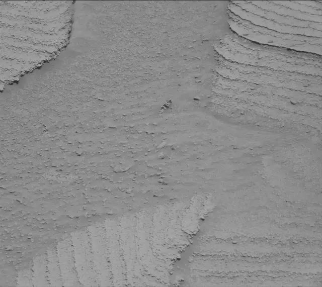 Sol 3754: Mast Camera (Mastcam)