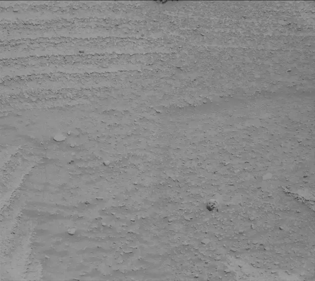 Sol 3754: Mast Camera (Mastcam)