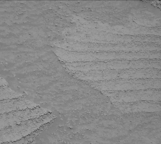 Sol 3754: Mast Camera (Mastcam)