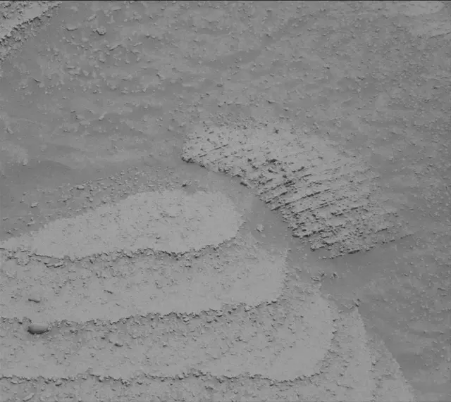 Sol 3754: Mast Camera (Mastcam)