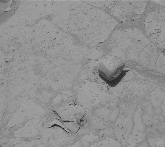 Sol 3755: Mast Camera (Mastcam)