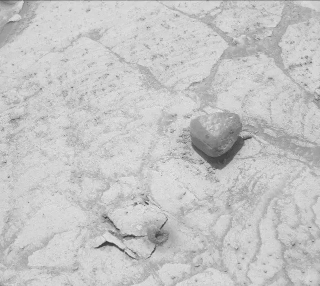 Sol 3755: Mast Camera (Mastcam)